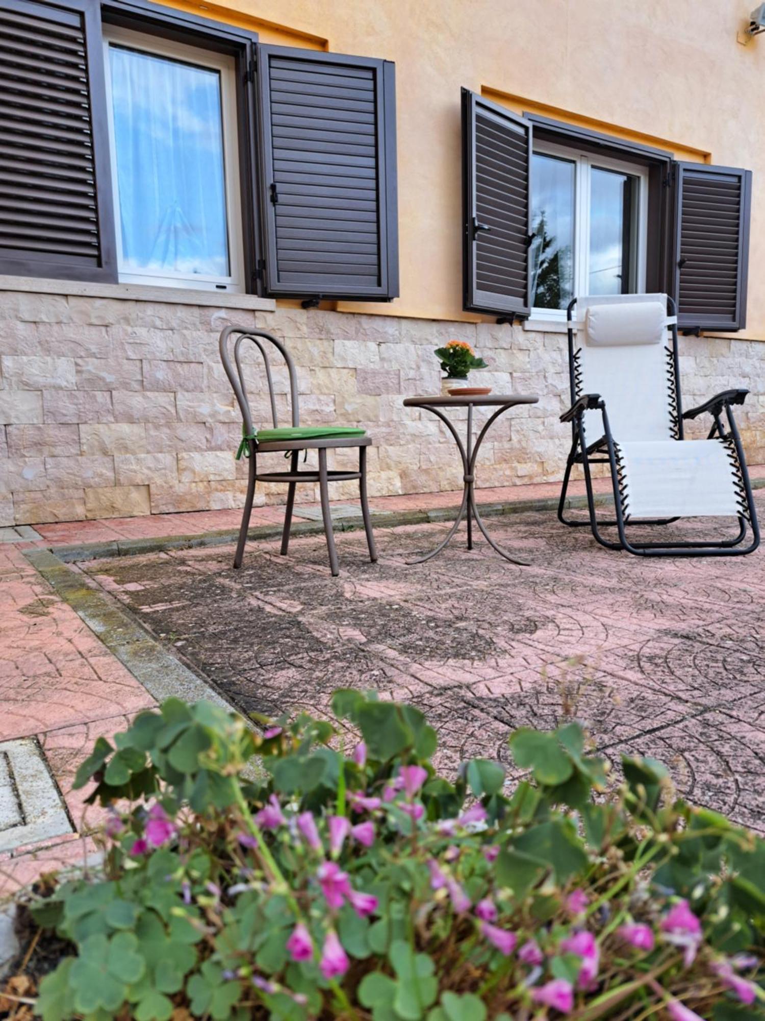 La Casa Di Mezzo-Affitti Brevi-Zona Ospedali Villa Busso Buitenkant foto